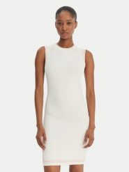 Guess Sukienka dzianinowa V6GK04 Z0648 Biały Regular Fit. Białe sukienki damskie Guess, s, z aplikacjami, z dzianiny, bez kołnierzyka, bez ramiączek. Za 469.99 zł.