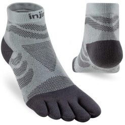 Skarpety do biegania damskie Injinji Ultra Run Mini-Crew. Szare skarpetki damskie Injinji, bez wzorów. Za 85.99 zł.