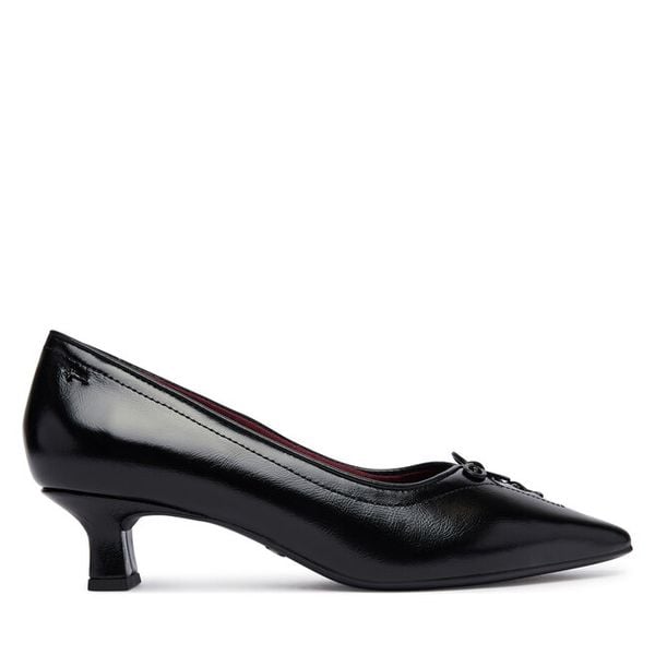 Czółenka Tamaris. Czarne czółenka damskie Tamaris, bez wzorów, bez obcasa, bez zapięcia. Za 389.99 zł.