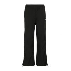 Spodnie damskie FILA Laplace Low Waist Oversized Track. Czarne spodnie sportowe damskie Fila, bez wzorów, z dresówki, casualowe. Za 199.99 zł.