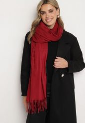 Ciemnobordowy Szalik Inglidyr. Czerwone szaliki damskie Born2be, bez wzorów. Za 34.99 zł.