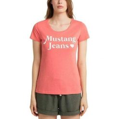 T-shirt Damski Alexia. Czerwone t-shirty damskie Mustang, s, bez wzorów, z bawełny, bez kołnierzyka, bez ramiączek. Za 113.99 zł.
