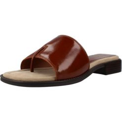 Sandały UNISA SANDALIA ABIERTA Brązowy. Brązowe sandały damskie Unisa, bez wzorów, ze skóry, bez obcasa, bez zapięcia. Za 407.99 zł.