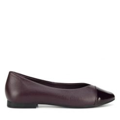 Baleriny Lasocki. Fioletowe balerinki damskie Lasocki, bez wzorów, bez obcasa, bez zapięcia. Za 149.99 zł.