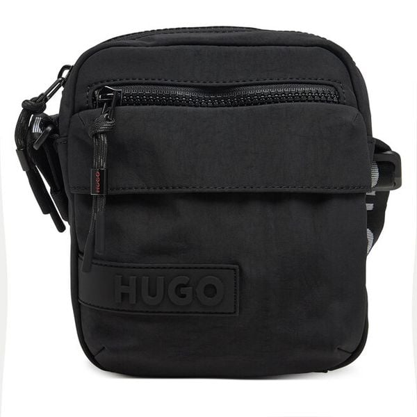 Saszetka HUGO. Czarne saszetki i nerki męskie Hugo, małe. Za 289.99 zł.