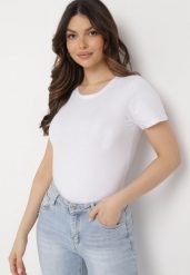 Biały Bawełniany T-shirt o Klasycznym Kroju Zilira. Białe t-shirty damskie Born2be, bez wzorów, z bawełny, eleganckie, bez kołnierzyka, bez ramiączek. Za 19.99 zł.