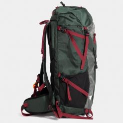 Plecak trekkingowy Joma Explorer 55 l. Zielone plecaki damskie Joma, bez wzorów, sportowe. W wyprzedaży za 226.50 zł.