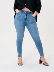Jeansy super high waist skinny - niebieski. Niebieskie jeansy damskie Sinsay, bez wzorów, z jeansu, z podwyższonym stanem. Za 59.99 zł.
