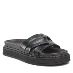 Klapki Bianco. Czarne klapki damskie Bianco, bez wzorów, bez obcasa, bez zapięcia. Za 179.99 zł.
