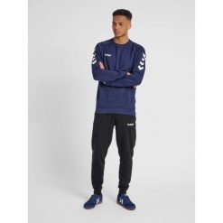 Bluza do piłki ręcznej męska Hummel Go Cotton Sweatshirt. Niebieskie bluzy męskie Hummel, m, bez wzorów, sportowe, bez ramiączek, bez kaptura. Za 89.00 zł.