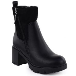 Botki damskie ocieplane na słupku z zamkiem czarne M.Daszyński 23108. Czarne botki damskie M.Daszyński, bez wzorów, ze skóry ekologicznej, bez obcasa, na słupku, bez zapięcia. Za 99.99 zł.