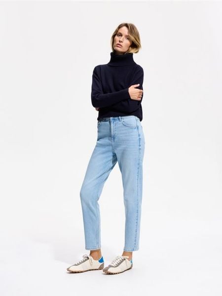 Jeansy mom comfort - niebieski. Niebieskie jeansy damskie Reserved, bez wzorów, z bawełny. Za 129.99 zł.