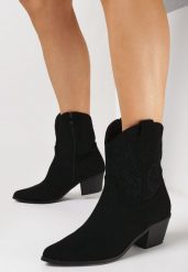 Czarne Botki Kowbojki na Stożkowym Obcasie z Haftowaną Cholewką Lindoria. Czarne botki damskie Born2be, z aplikacjami, bez obcasa, na obcasie, bez zapięcia. Za 149.99 zł.