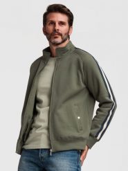 Bluza męska dresowa z wysokim kołnierzem i lampasami – oliwkowa V2. Zielone bluzy męskie Ombre Clothing, m, z aplikacjami, z bawełny, sportowe, bez ramiączek, bez kaptura. W wyprzedaży za 146.99 zł.