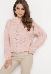 Różowy Luźny Sweter w Ozdobny Splot Ujuvertta. Czerwone swetry nierozpinane damskie Born2be, bez wzorów, z dzianiny, eleganckie, bez kołnierzyka, bez ramiączek. Za 84.99 zł.