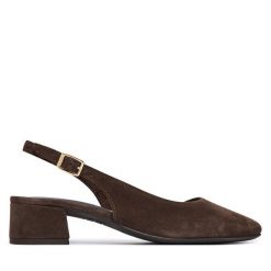 Czółenka Tamaris. Brązowe czółenka damskie Tamaris, bez wzorów, bez obcasa, bez zapięcia. Za 399.99 zł.