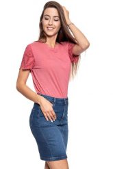 MUSTANG T SHIRT DAMSKI Alina C Embro 1009459 8271. Czerwone t-shirty damskie Mustang, s, z aplikacjami, z koronki, bez kołnierzyka, bez ramiączek. W wyprzedaży za 39.99 zł.