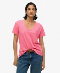 Superdry Damski T‑shirt z dekoltem V Slub z haftem – Azalea Pink. Czerwone t-shirty damskie Superdry, bez wzorów, z bawełny, eleganckie, bez kołnierzyka, bez ramiączek. Za 129.00 zł.