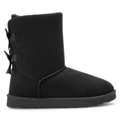 Śniegowce DeeZee. Białe śniegowce damskie DeeZee, bez zapięcia. Za 229.99 zł.