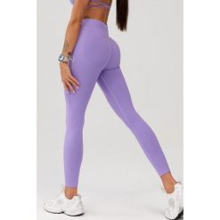 Damskie legginsy bezszwowe Rough Radical Seamless Glow Long. Fioletowe bielizna sportowa damska ROUGH RADICAL, bez wzorów. W wyprzedaży za 127.92 zł.