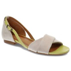 Beżowe Sandały Damskie Maciejka Eleganckie Półbuty. Brązowe sandały damskie Maciejka, bez wzorów, ze skóry, bez obcasa, na obcasie, bez zapięcia. Za 339.00 zł.