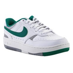 Trampki Damskie Skóra Gamma Force. Białe trampki i tenisówki damskie Nike, bez wzorów, z gumy, bez zapięcia. Za 373.00 zł.
