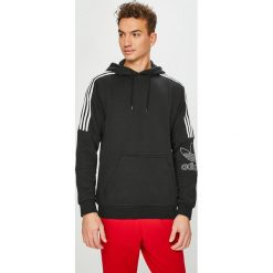 Adidas Originals - Bluza. Czarne bluzy męskie adidas Originals, m, z aplikacjami, z bawełny, z kapturem. W wyprzedaży za 229.90 zł.