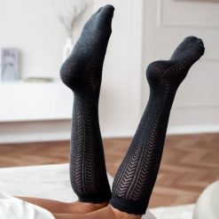 Podkolanówki damskie 210 jodełka c.szary. Szare skarpetki damskie Milena, bez wzorów, z bawełny. Za 24.00 zł.