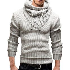 Męski sweter ABRAM ECRU. Swetry męskie Męski sweter ABRAM ECRU, l, bez wzorów, bez kołnierzyka, bez ramiączek. W wyprzedaży za 99.00 zł.