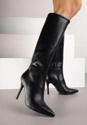 Czarne Klasyczne Kozaki na Szpilce Latiara. Czarne kozaki damskie Renee, na jesień, bez wzorów, bez obcasa, na obcasie, bez zapięcia. Za 159.99 zł.