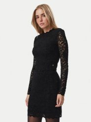 Guess Bluzka W6BP30 K6382 Czarny Regular Fit. Czarne bluzki damskie Guess, xl, z aplikacjami, z syntetyku, bez kołnierzyka, bez ramiączek. Za 292.99 zł.