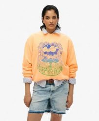 Superdry Psych Surf Loose Crew damska bluza z organicznej bawełny Pop Orange. Brązowe bluzy damskie Superdry, bez wzorów, z bawełny, bez ramiączek, bez kaptura. Za 279.65 zł.