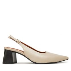 Sandały Vagabond Shoemakers. Brązowe sandały damskie Vagabond Shoemakers, bez wzorów, bez obcasa, na słupku, bez zapięcia. Za 429.99 zł.
