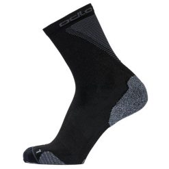 Skarpetki do biegania Odlo CERAMICOOL RUN. Czarne skarpetki damskie ODLO, bez wzorów. Za 82.00 zł.