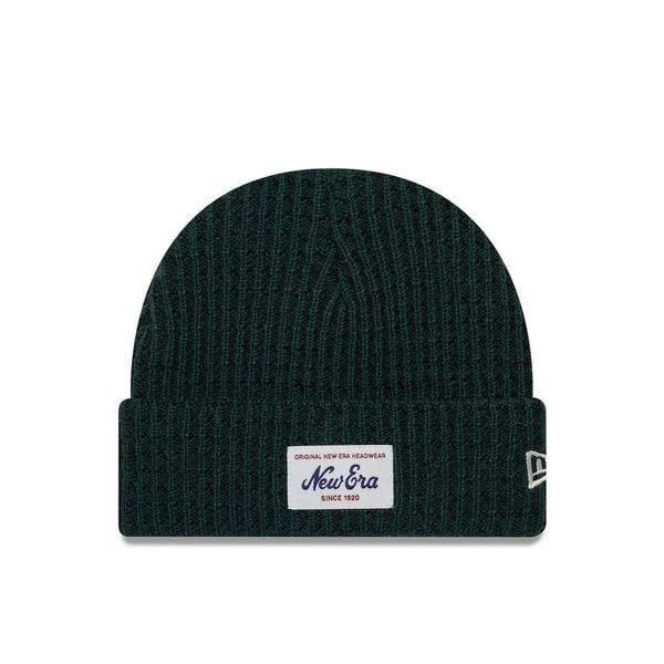 Czapka New Era Skull knit. Zielone czapki damskie New Era, bez wzorów, z wełny. Za 92.50 zł.
