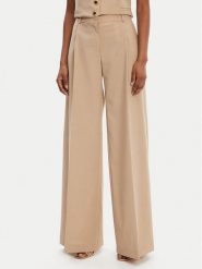 Marciano Guess Spodnie materiałowe 5GGB08 7294A Beżowy Regular Fit. Brązowe spodnie materiałowe damskie Marciano Guess, z aplikacjami, z materiału. Za 459.99 zł.