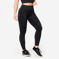 Legginsy do treningu siłowego damskie Domyos seamless. Czarne legginsy damskie DOMYOS, bez wzorów, z elastanu. Za 109.99 zł.