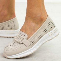 Beżowe skórzane półbuty damskie Filippo Dp4400/25. Brązowe półbuty damskie Filippo, na jesień, w ażurowe wzory, z jeansu, biznesowe, z okrągłym noskiem, bez obcasa, na płaskiej podeszwie, bez zapięcia. Za 199.00 zł.