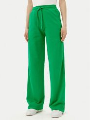 Silvian Heach Spodnie dresowe Franke GPP25116PA Zielony Relaxed Fit. Zielone spodnie dresowe damskie Silvian Heach, bez wzorów, z bawełny. Za 139.99 zł.