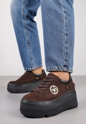 Brązowe Sneakersy Vices na Grubej Podeszwie z Metaliczną Ozdobą Tatorelis. Brązowe obuwie sportowe damskie Born2be, z aplikacjami, z jeansu, bez zapięcia. Za 129.99 zł.