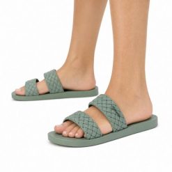 Klapki damskie Ipanema 83243 RENDA II FEM. Zielone klapki damskie Ipanema, na lato, bez wzorów, z materiału, eleganckie, bez obcasa, bez zapięcia. Za 69.00 zł.