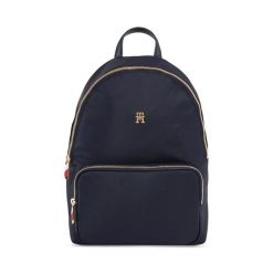 Plecak Tommy Hilfiger. Niebieskie plecaki damskie Tommy Hilfiger, bez wzorów. Za 279.99 zł.