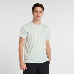 Koszulka męska New Balance MT41222CYS – miętowa. Zielone koszulki sportowe męskie New Balance, m, bez wzorów, z materiału, bez ramiączek, do biegania. Za 99.99 zł.