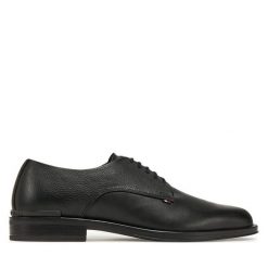 Półbuty Tommy Hilfiger. Czarne buty wizytowe męskie Tommy Hilfiger, bez wzorów, bez obcasa, bez zapięcia. Za 439.99 zł.