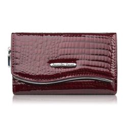 Portfel damski skórzany lakierowany z tłoczeniem croco burgundowy SP-24-CBGD. Czerwone portfele damskie Paolo Peruzzi, z lakierowanej skóry. Za 109.00 zł.