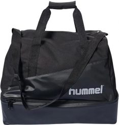 HUMMEL torba sportowa/wyjazdowa AUTHENTIC CHARGE SOCCER BAG. Czarne torby sportowe męskie Hummel, bez wzorów, na ramię, duże. Za 80.00 zł.