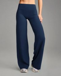 Legginsy Straight Softform™ - Granatowy. Niebieskie legginsy damskie JOY STUDIO, bez wzorów, z materiału. Za 235.00 zł.