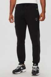 AERONAUTICA MILITARE Czarne męskie spodnie dresowe Joggers. Czarne spodnie materiałowe męskie Aeronautica Militare, l, bez wzorów, z bawełny. W wyprzedaży za 529.99 zł.