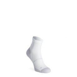 Skarpety biegowe Odlo Performance Run Quarter Socks. Białe skarpety męskie ODLO, bez wzorów. Za 71.49 zł.