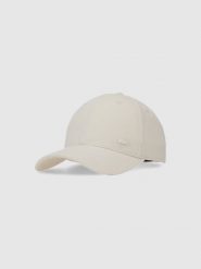 4F Czapka z daszkiem damska - biała S/M. Białe czapki damskie 4F, na lato, bez wzorów, z bawełny, sportowe. W wyprzedaży za 49.99 zł.